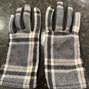 Gray Plaid Ladies Gloves size S